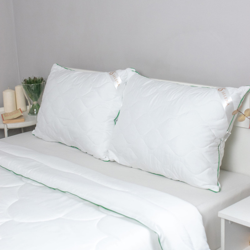 Подушка стеганая SELENA 'GOLD LINE' 50х70 см, Микрофибра, Бамбук