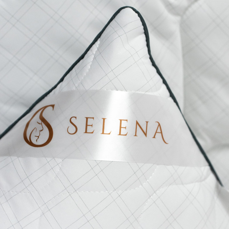 Подушка SELENA 'CARBON FORCE' 70х70см